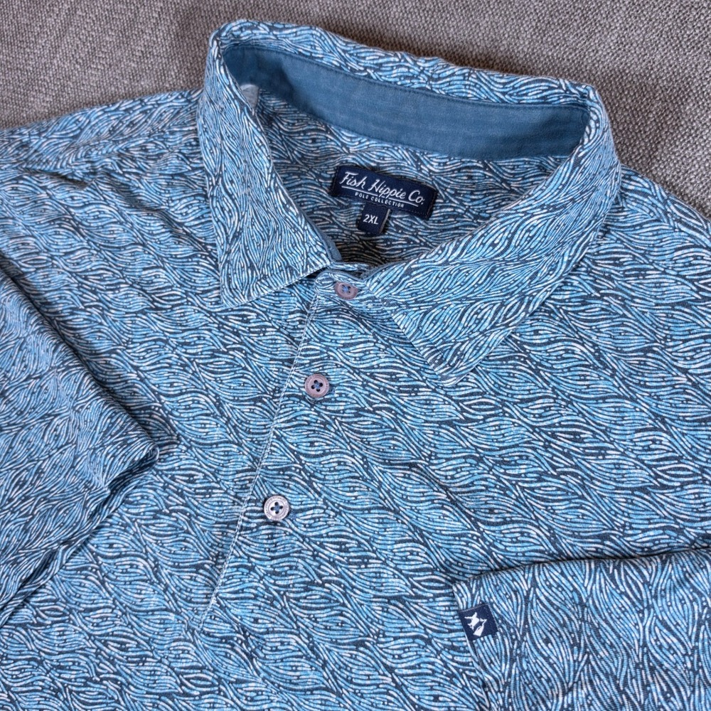 Fish Hippie Co Polo Mens 2XL Blue Wave Pattern Cotton Spandex Stretch EUC